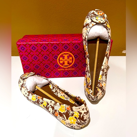 Tory Burch Shoes - TORY BURCH™ Minnie Travel Ballet Leather Logo Reverie Combo Floral Size 9